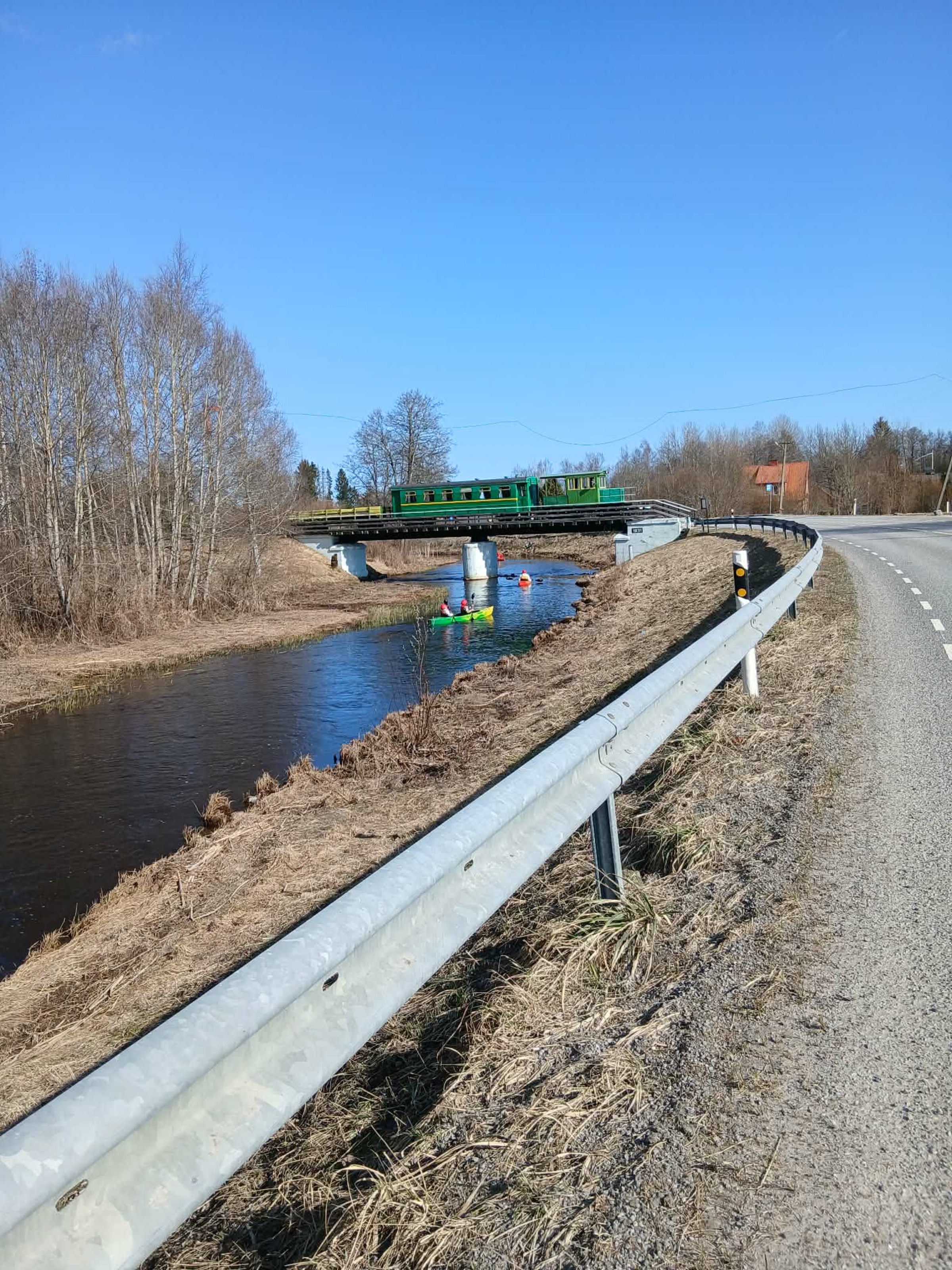 Avi River